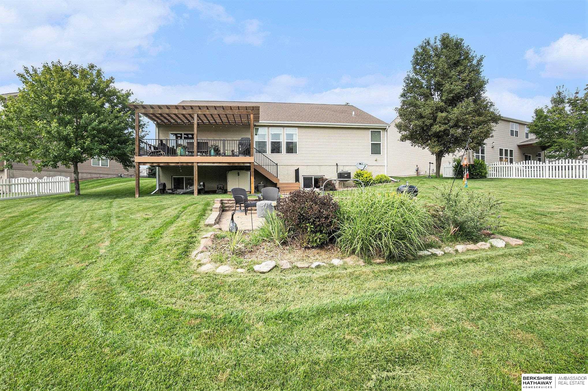 Omaha, Nebraska 68136, United States, 4 Bedrooms Bedrooms, ,3 BathroomsBathrooms,Residential,Active,179198