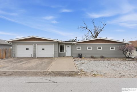 Photo of 2028 Platteview Drive, Cedar Creek, NE 68016 (MLS # 22608698)