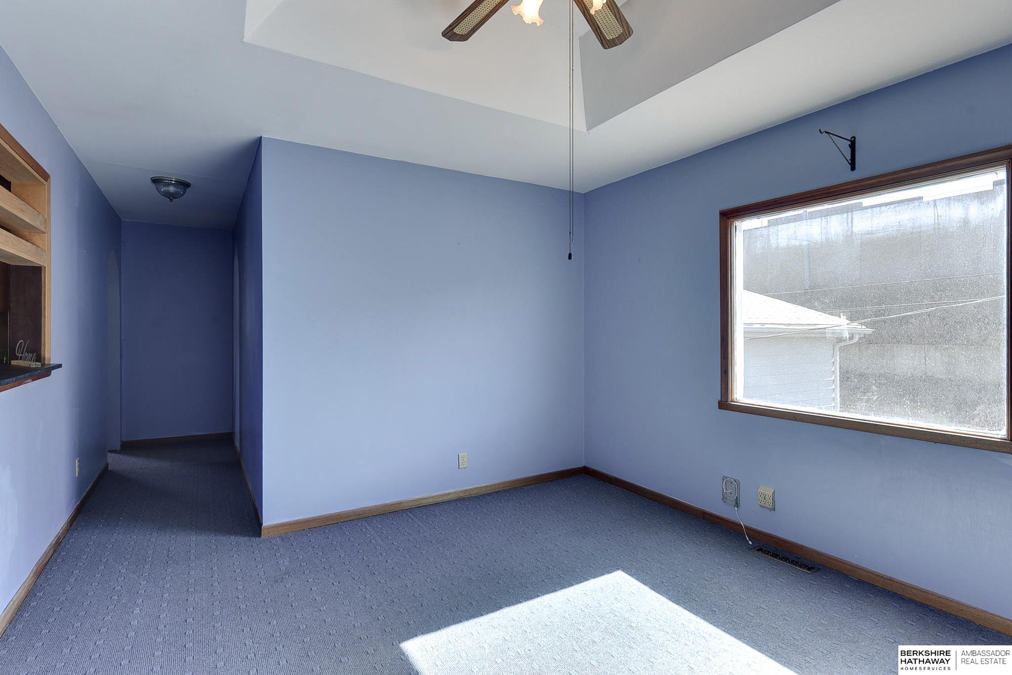 Omaha, Nebraska 68124, United States, 3 Bedrooms Bedrooms, ,2 BathroomsBathrooms,Residential,Active,79930