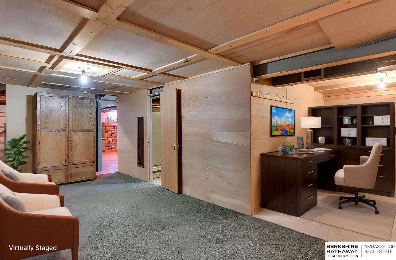 Omaha, Nebraska 68124, United States, 3 Bedrooms Bedrooms, ,2 BathroomsBathrooms,Residential,Active,79930