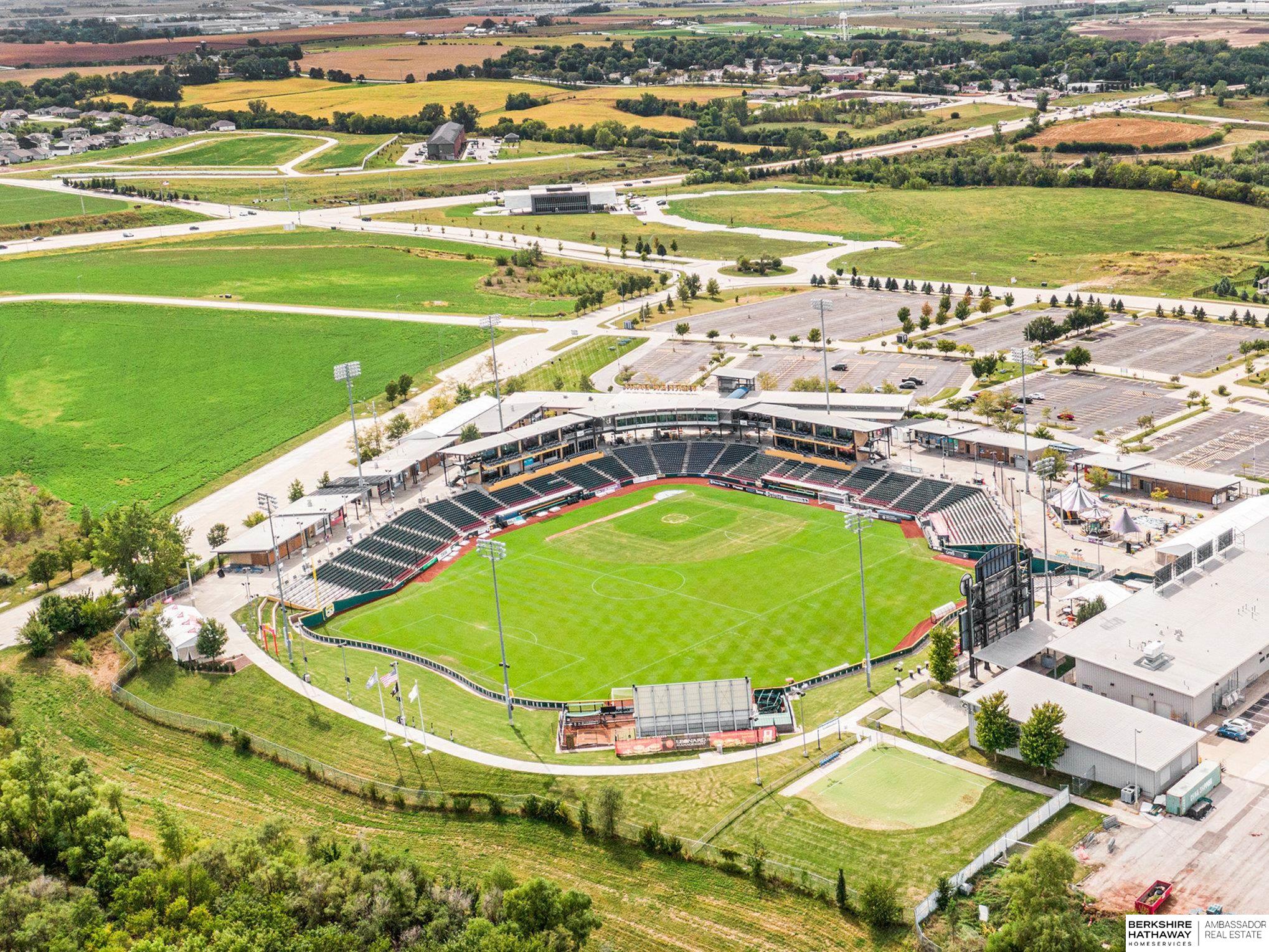 Papillion, Nebraska 68046, United States, 5 Bedrooms Bedrooms, ,3 BathroomsBathrooms,Residential,Pending,213669