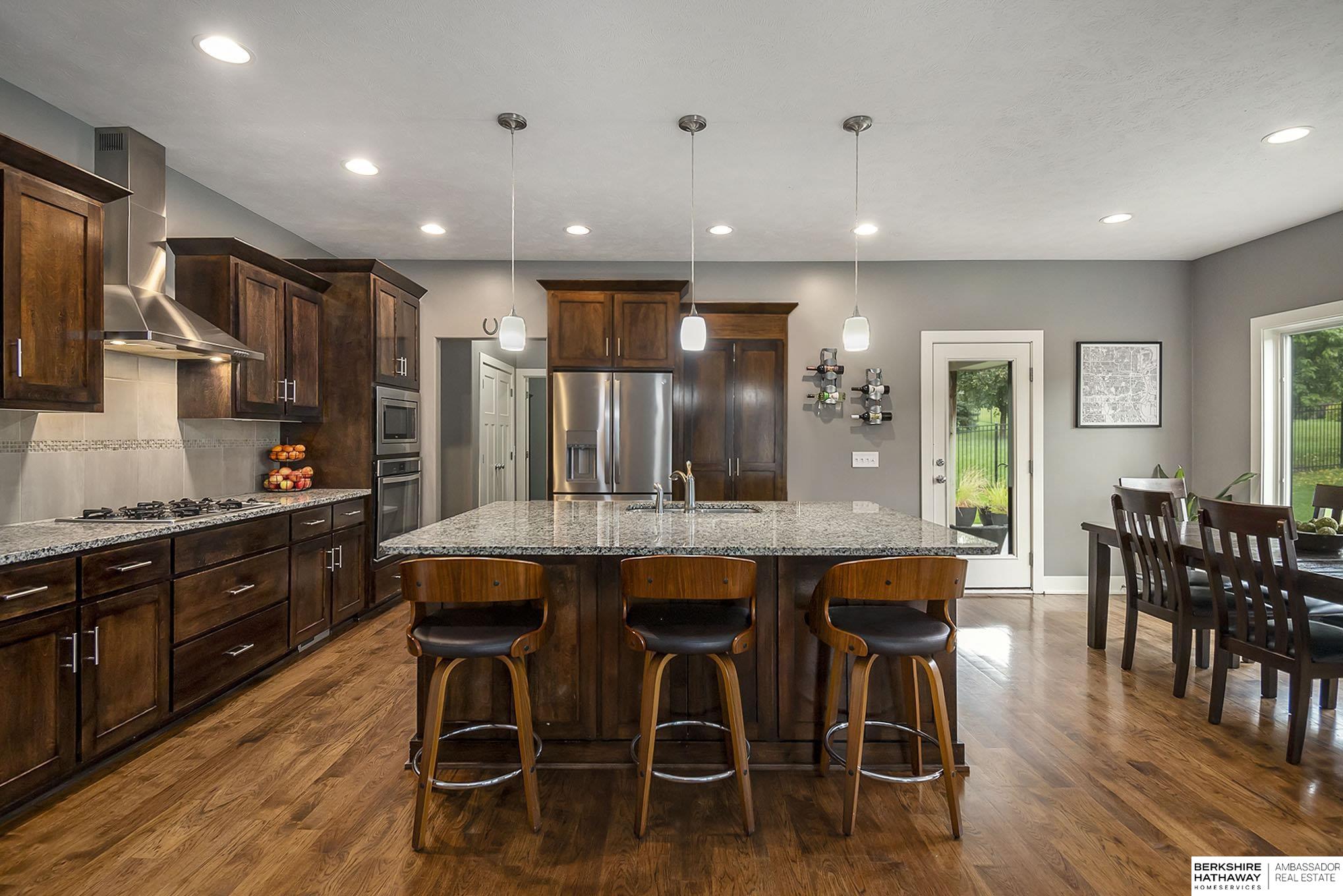 Papillion, Nebraska 68046, United States, 5 Bedrooms Bedrooms, ,3 BathroomsBathrooms,Residential,Pending,213669