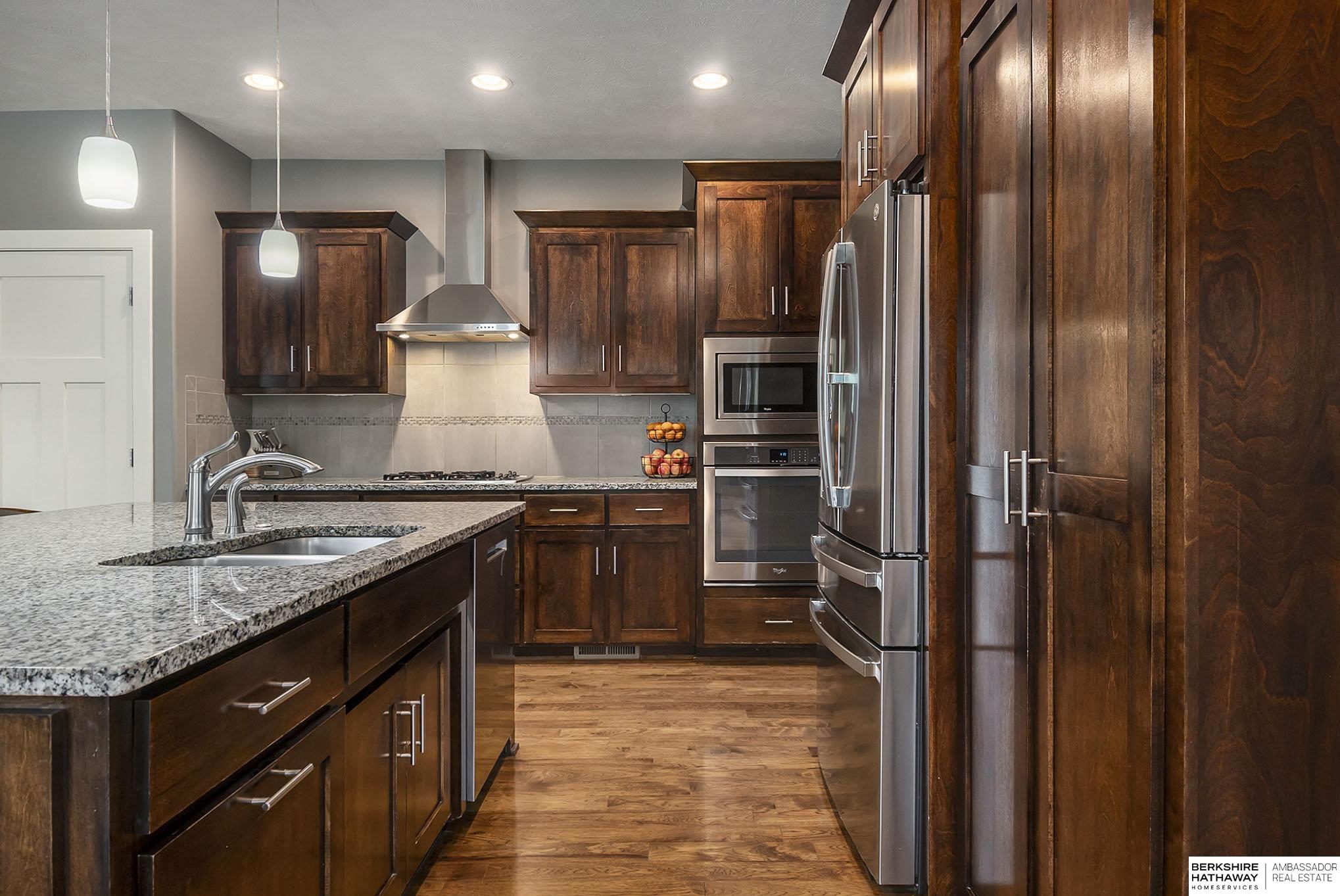 Papillion, Nebraska 68046, United States, 5 Bedrooms Bedrooms, ,3 BathroomsBathrooms,Residential,Pending,213669