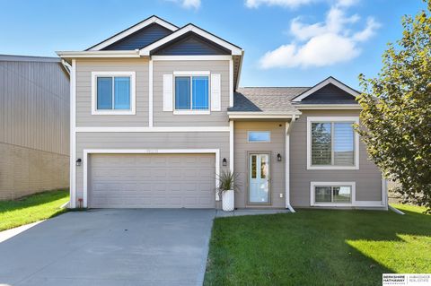 Photo of 19371 X Street, Omaha, NE 68135 (MLS # 22529700)