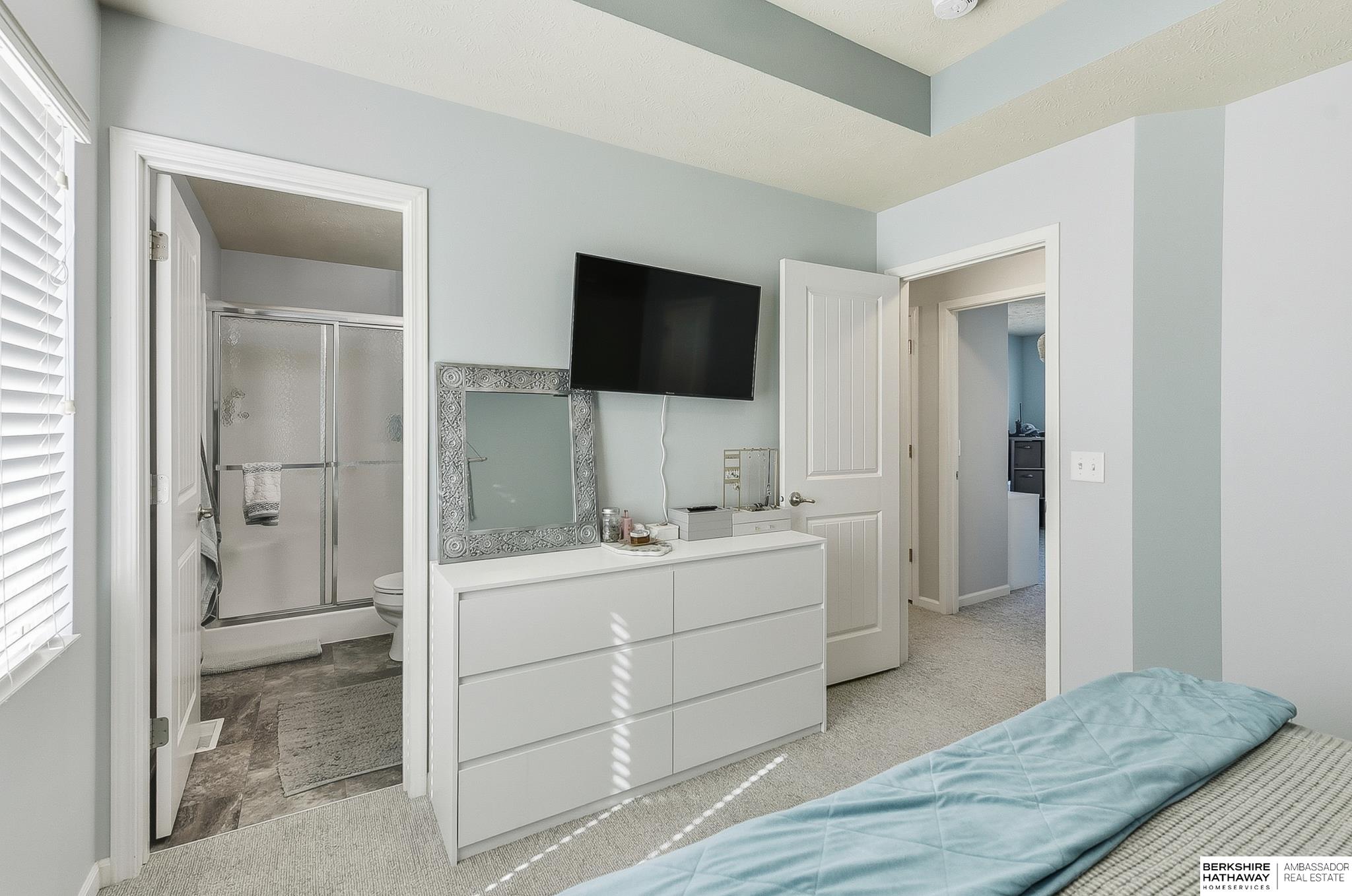 Omaha, Nebraska 68135, United States, 3 Bedrooms Bedrooms, ,2 BathroomsBathrooms,Residential,Active,227794