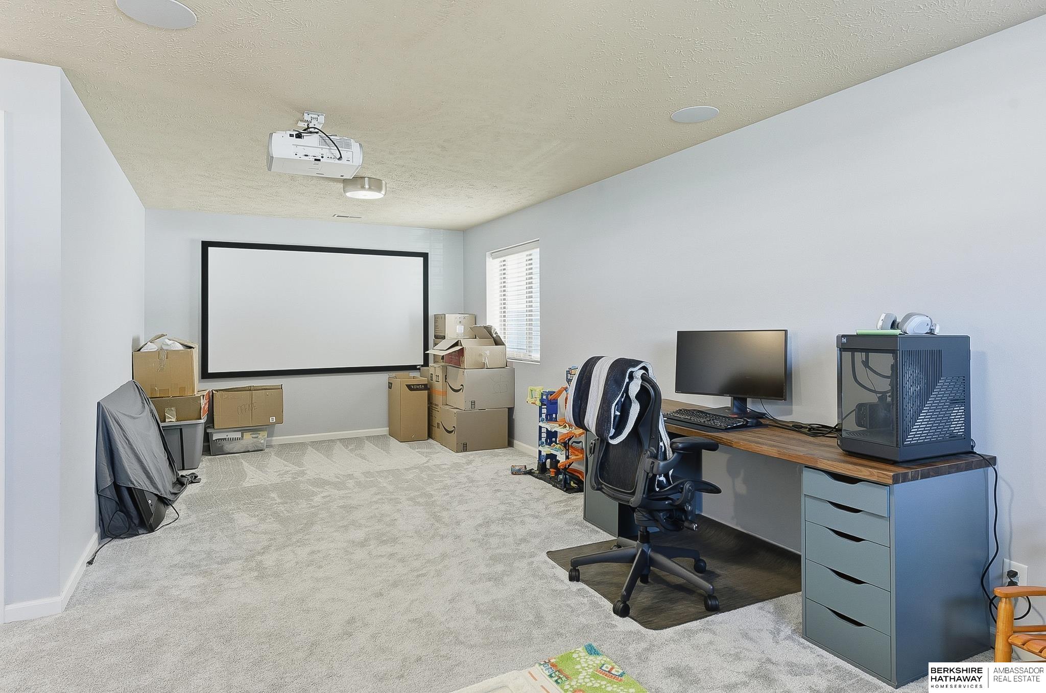 Omaha, Nebraska 68135, United States, 3 Bedrooms Bedrooms, ,2 BathroomsBathrooms,Residential,Active,227794