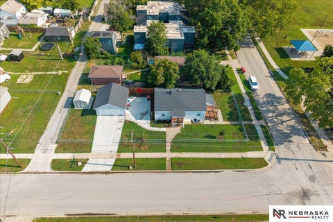 Photo of 1701 N 26th Street, Lincoln, NE 68503 (MLS # 22620905)
