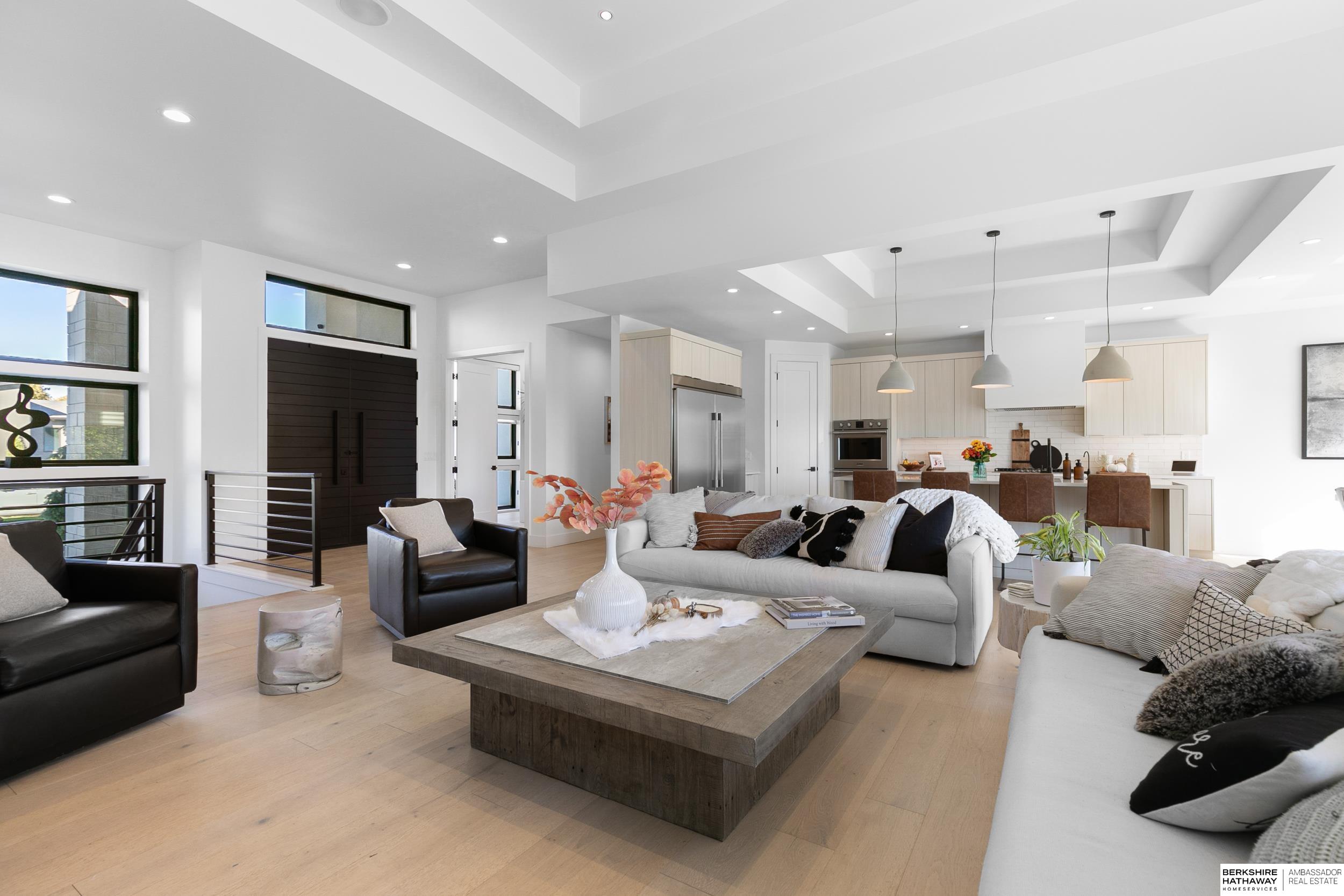 Lincoln, Nebraska 68520, United States, 5 Bedrooms Bedrooms, ,4 BathroomsBathrooms,Residential,Active,232952