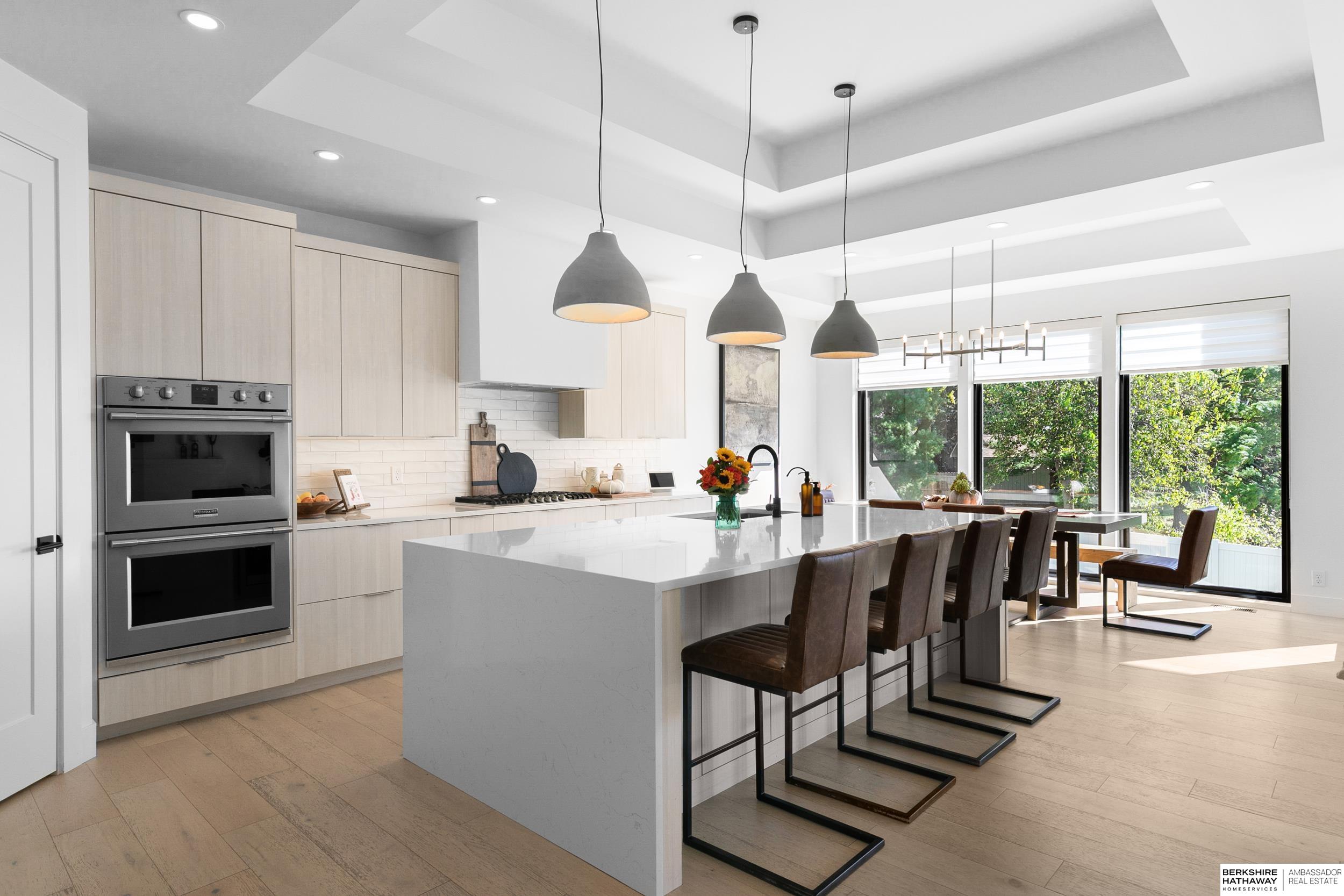 Lincoln, Nebraska 68520, United States, 5 Bedrooms Bedrooms, ,4 BathroomsBathrooms,Residential,Active,232952