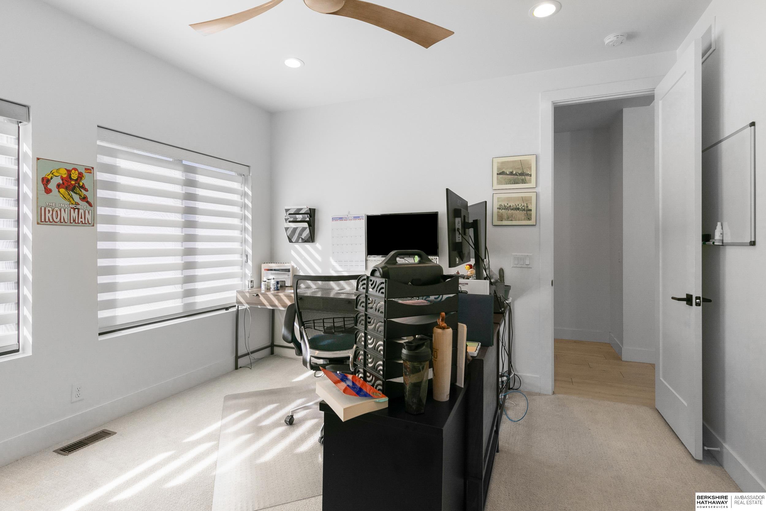 Lincoln, Nebraska 68520, United States, 5 Bedrooms Bedrooms, ,4 BathroomsBathrooms,Residential,Active,232952