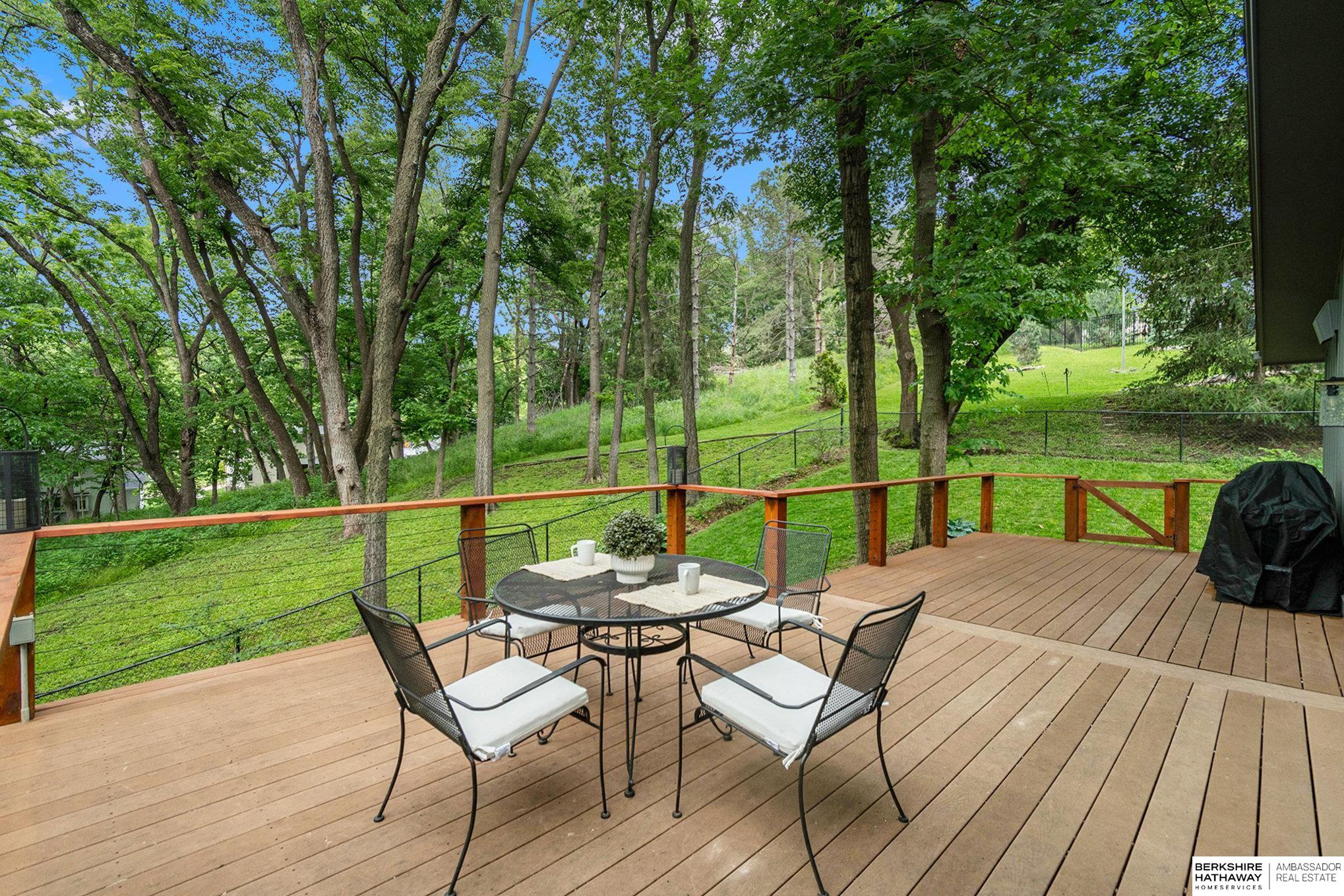 Bellevue, Nebraska 68005, United States, 4 Bedrooms Bedrooms, ,3 BathroomsBathrooms,Residential,Active,237668