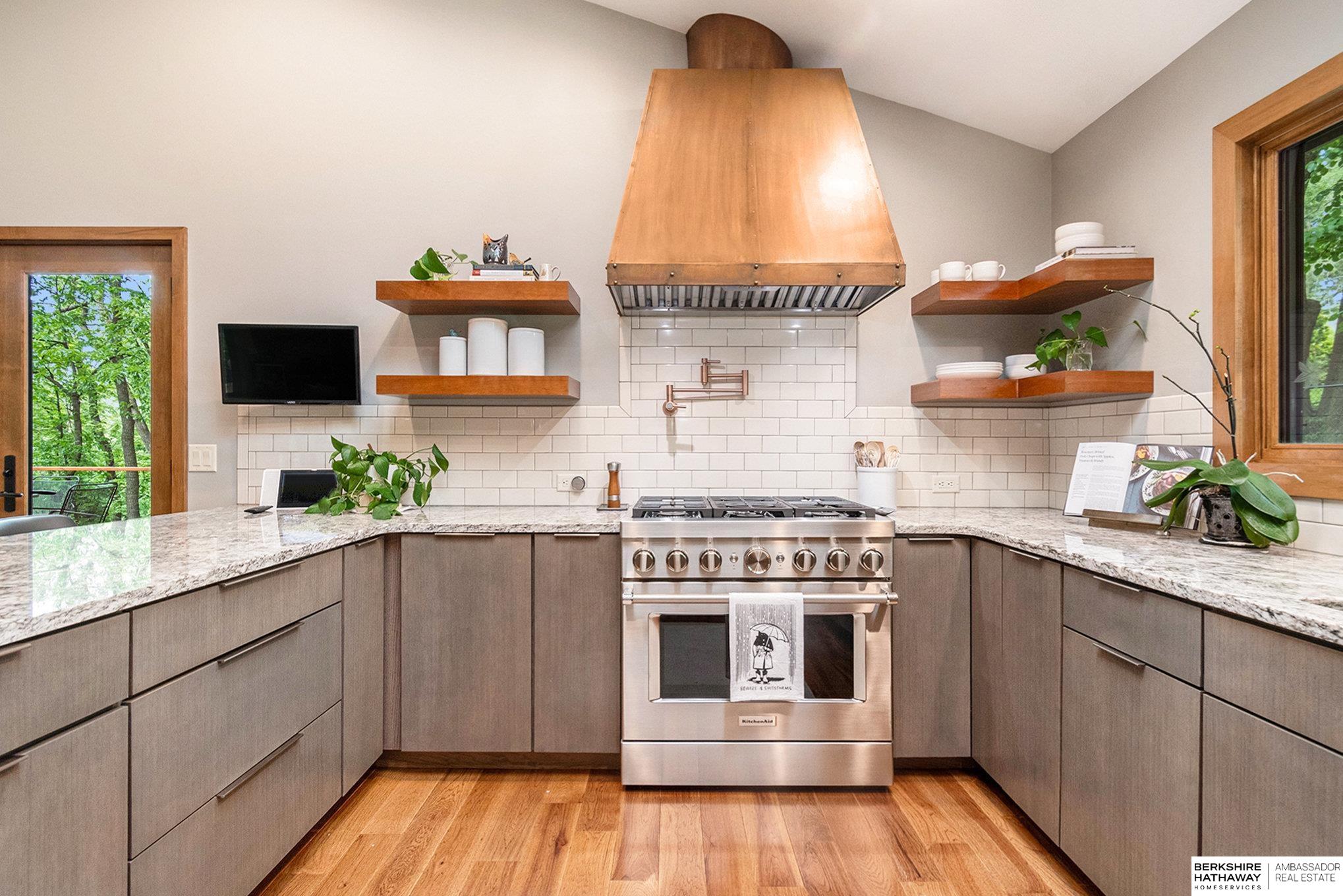 Bellevue, Nebraska 68005, United States, 4 Bedrooms Bedrooms, ,3 BathroomsBathrooms,Residential,Active,237668