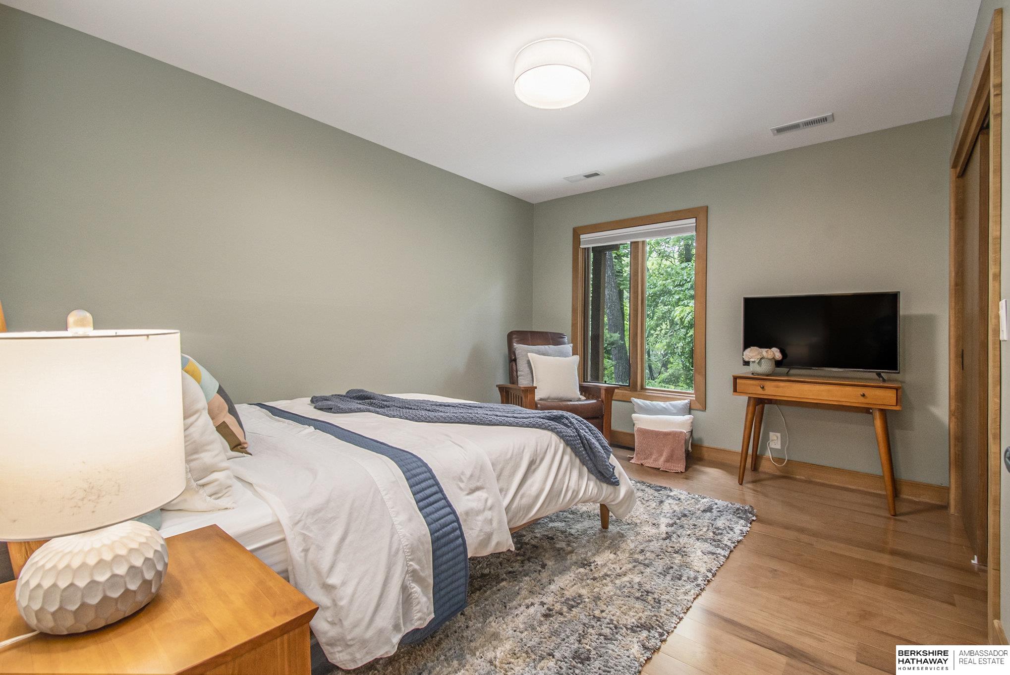 Bellevue, Nebraska 68005, United States, 4 Bedrooms Bedrooms, ,3 BathroomsBathrooms,Residential,Active,237668