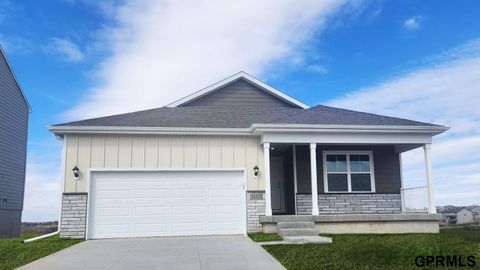 Photo of 12926 S 66th Avenue, Papillion, NE 68157 (MLS # 22527514)