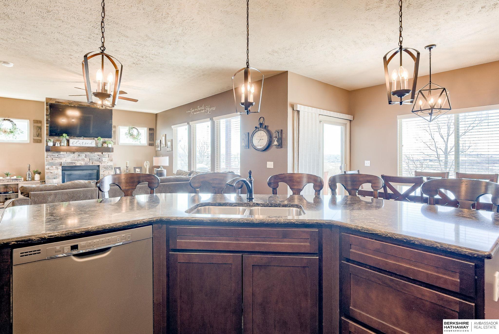 Bennington, Nebraska 68007, United States, 4 Bedrooms Bedrooms, ,3 BathroomsBathrooms,Residential,Active,132164