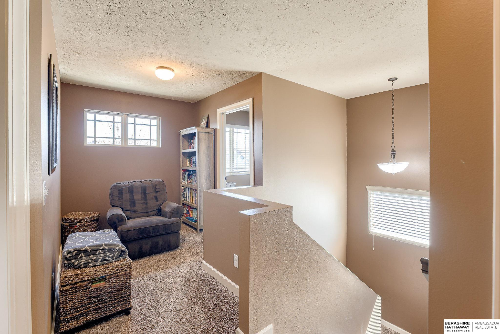 Bennington, Nebraska 68007, United States, 4 Bedrooms Bedrooms, ,3 BathroomsBathrooms,Residential,Active,132164