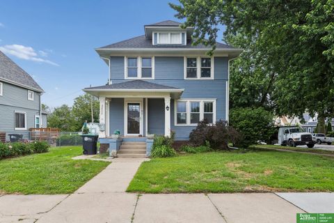 Photo of 2602 E Street, Omaha, NE 68107 (MLS # 22614377)