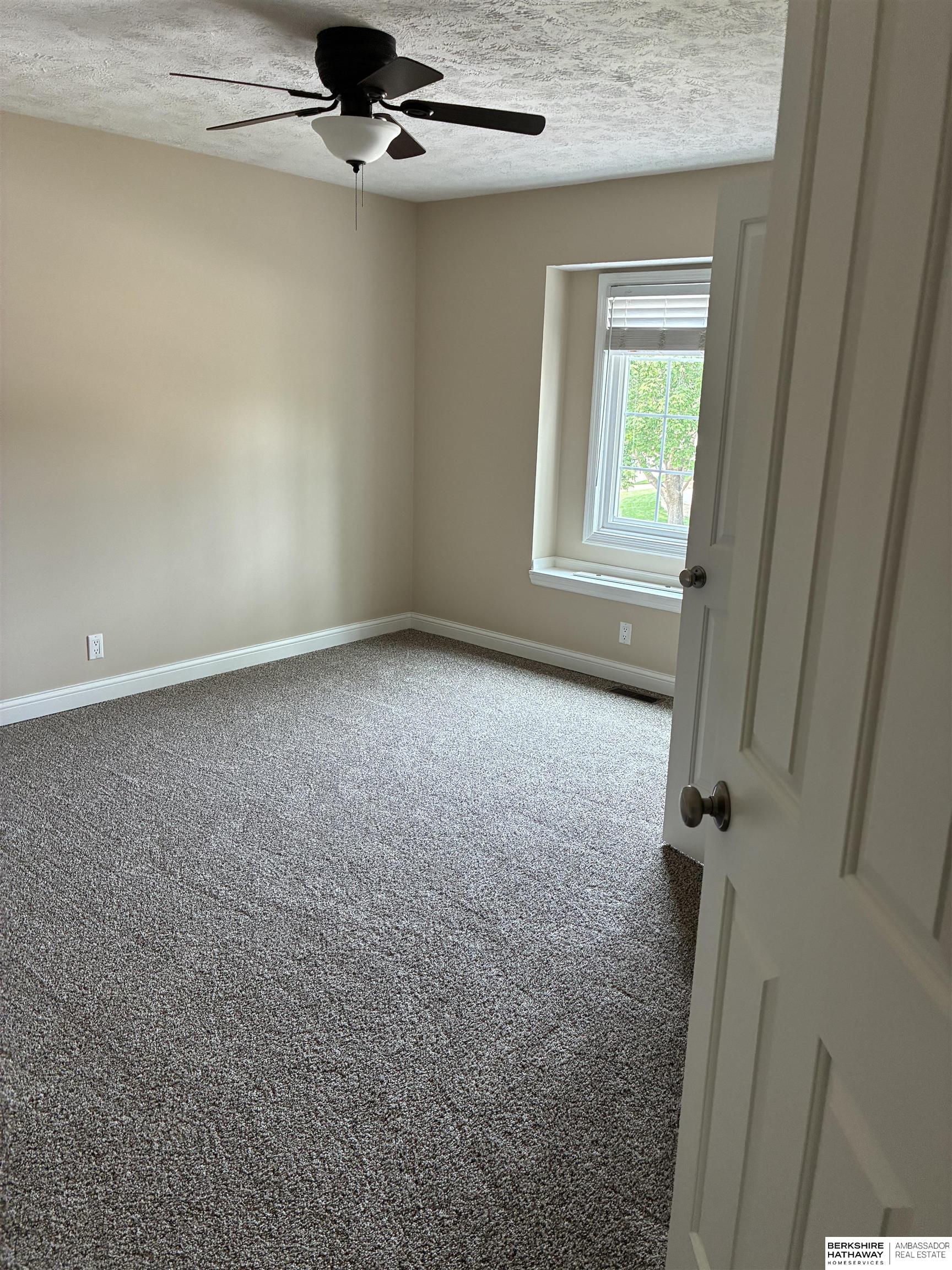 Papillion, Nebraska 68046, United States, 4 Bedrooms Bedrooms, ,3 BathroomsBathrooms,Residential,Active,134898