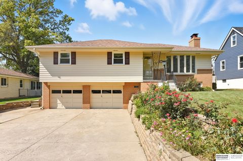 Photo of 2418 S 49th Avenue, Omaha, NE 68106 (MLS # 22526493)