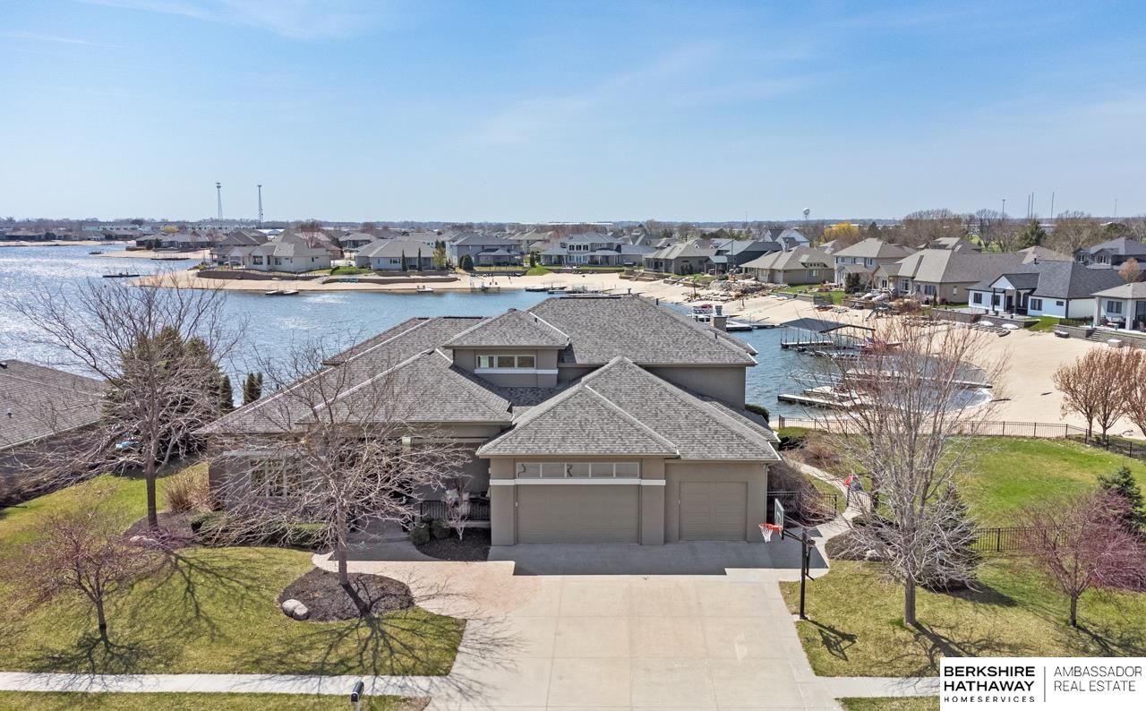 Valley, Nebraska 68064, United States, 6 Bedrooms Bedrooms, ,5 BathroomsBathrooms,Residential,Active,107728