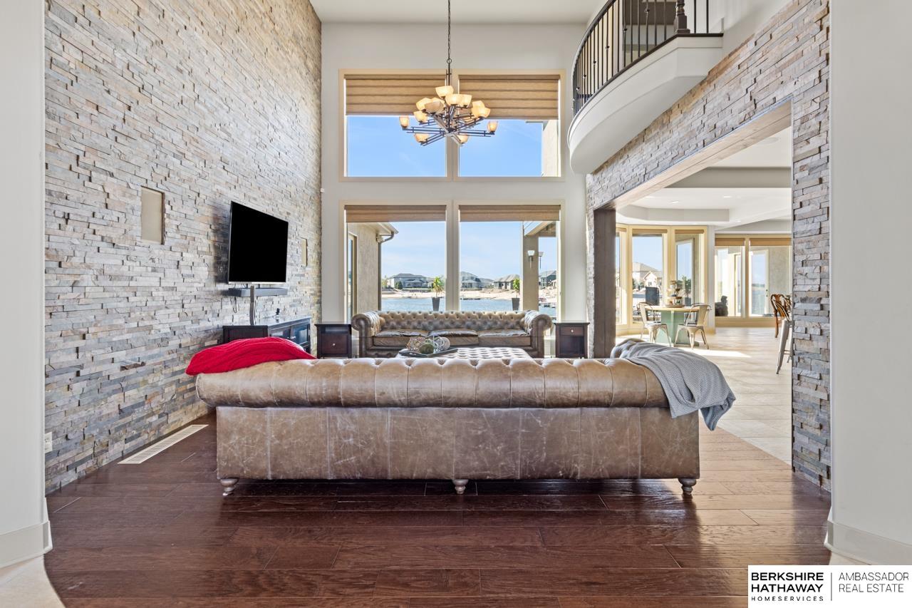 Valley, Nebraska 68064, United States, 6 Bedrooms Bedrooms, ,5 BathroomsBathrooms,Residential,Active,107728