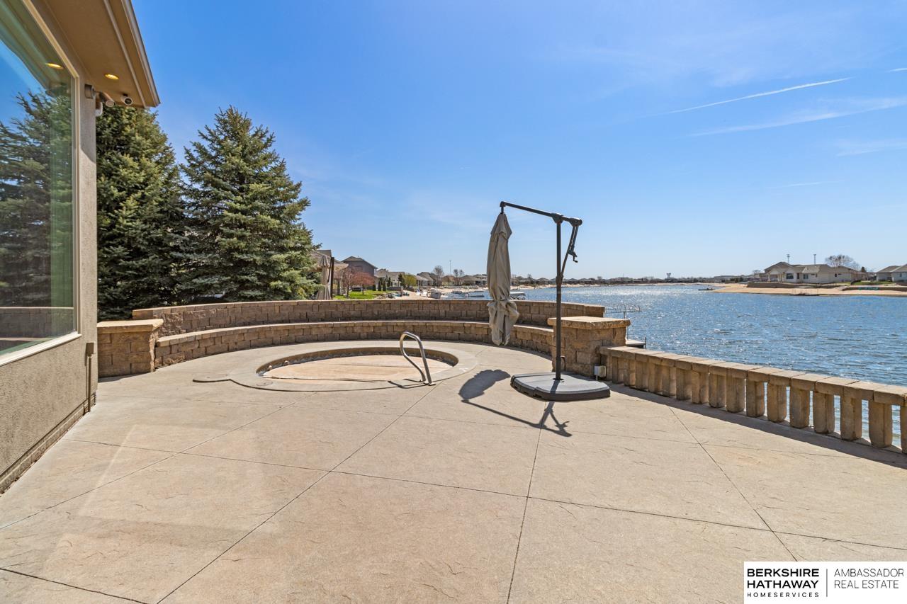 Valley, Nebraska 68064, United States, 6 Bedrooms Bedrooms, ,5 BathroomsBathrooms,Residential,Active,107728