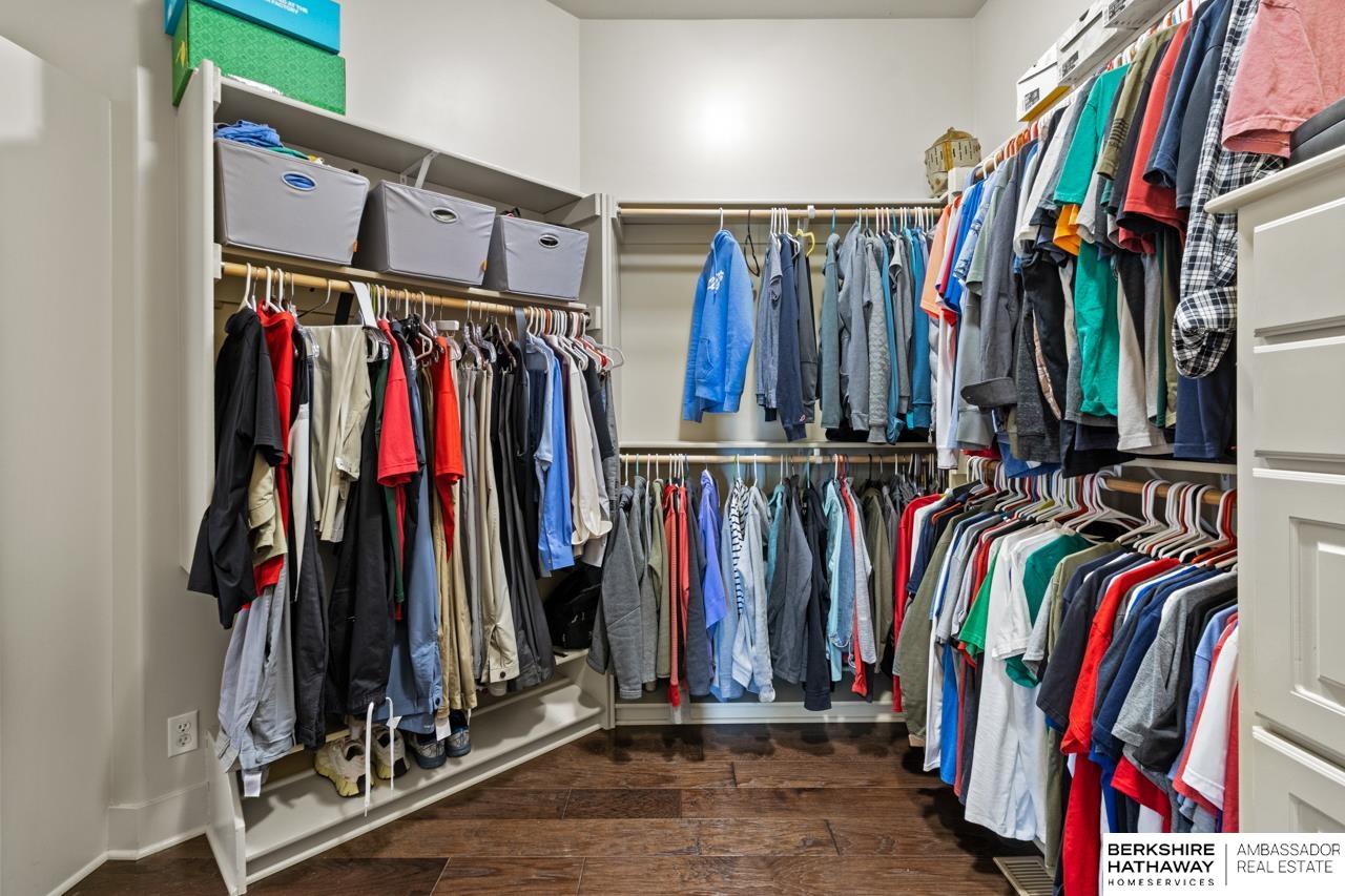 Valley, Nebraska 68064, United States, 6 Bedrooms Bedrooms, ,5 BathroomsBathrooms,Residential,Active,107728