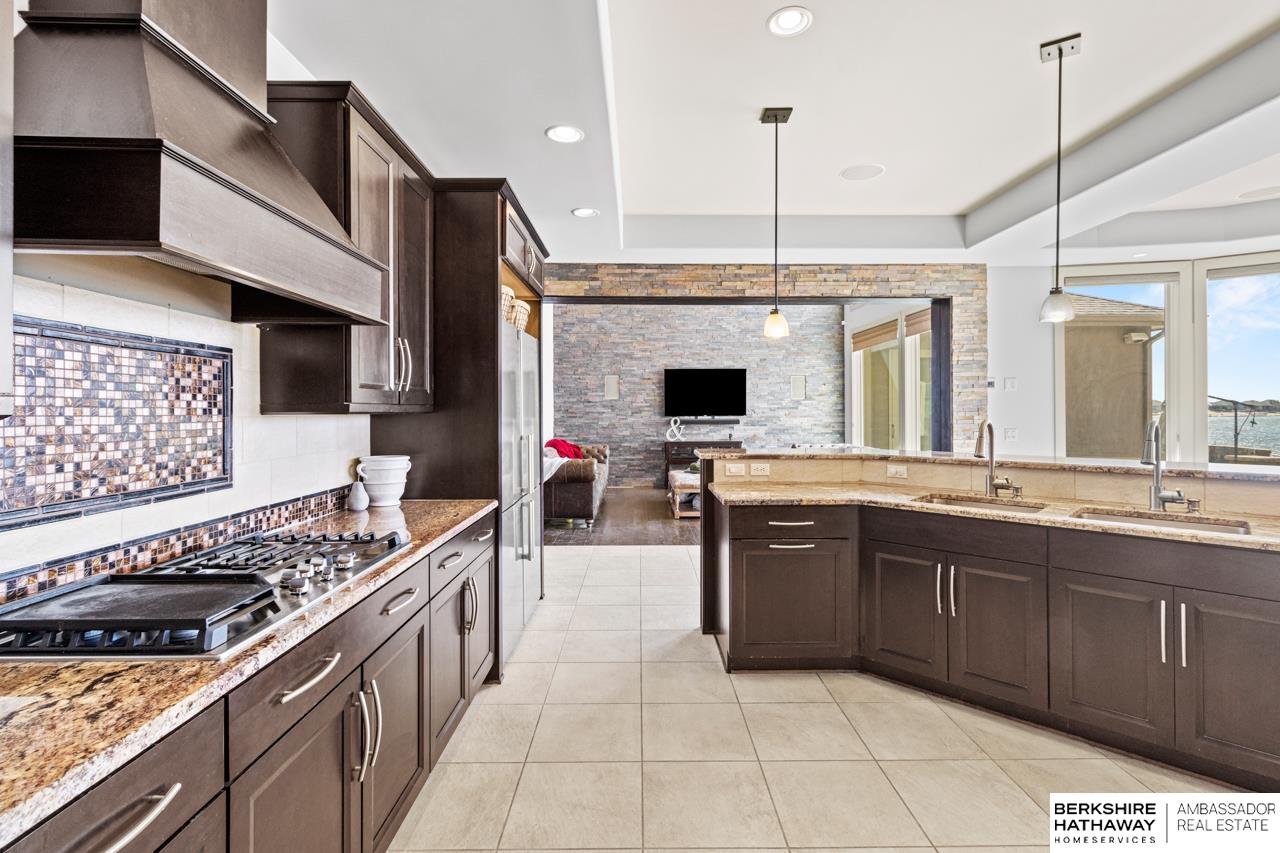 Valley, Nebraska 68064, United States, 6 Bedrooms Bedrooms, ,5 BathroomsBathrooms,Residential,Active,107728