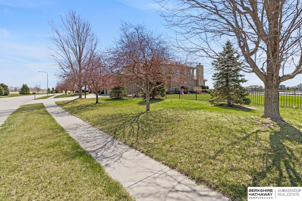 Valley, Nebraska 68064, United States, 6 Bedrooms Bedrooms, ,5 BathroomsBathrooms,Residential,Active,107728