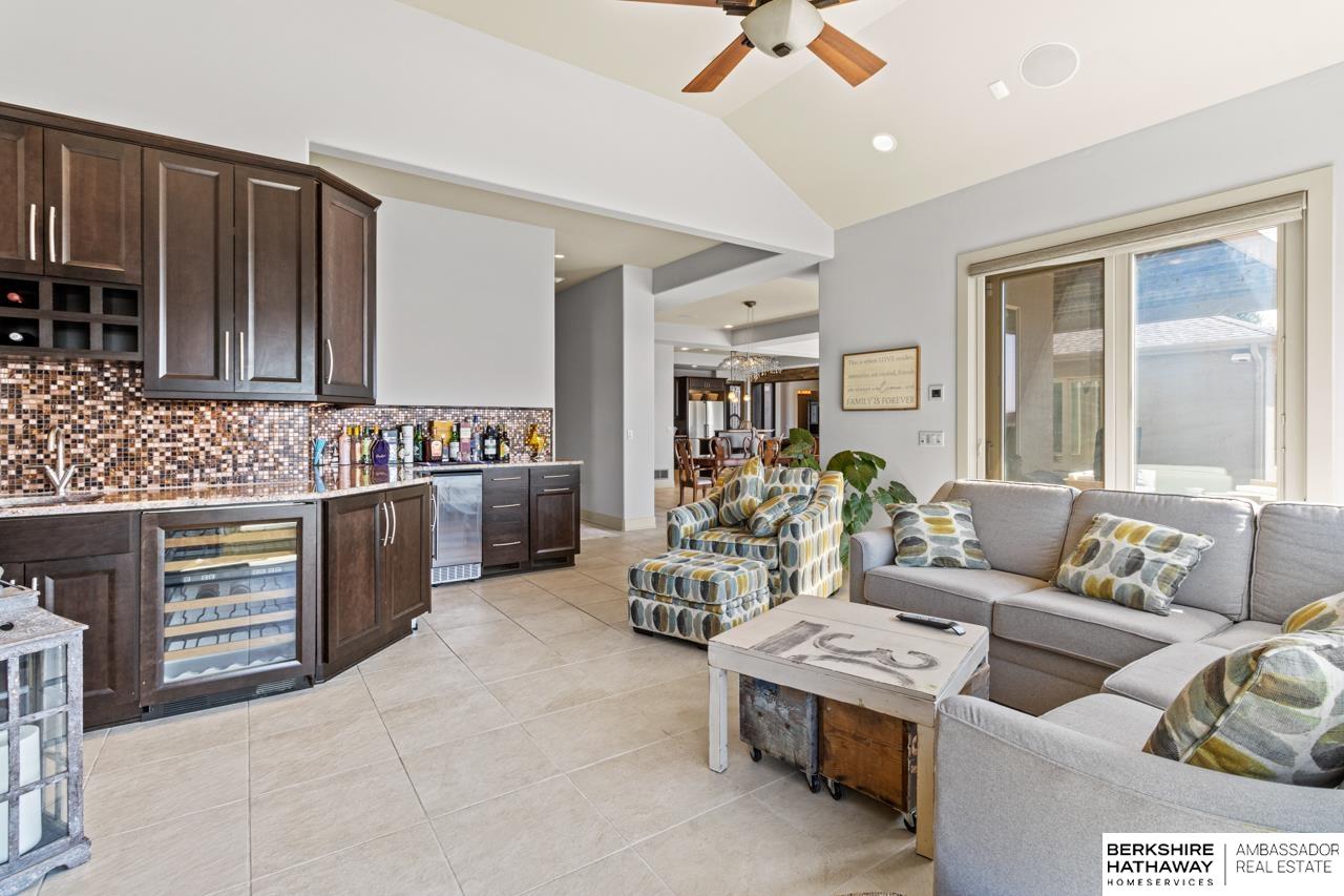 Valley, Nebraska 68064, United States, 6 Bedrooms Bedrooms, ,5 BathroomsBathrooms,Residential,Active,107728