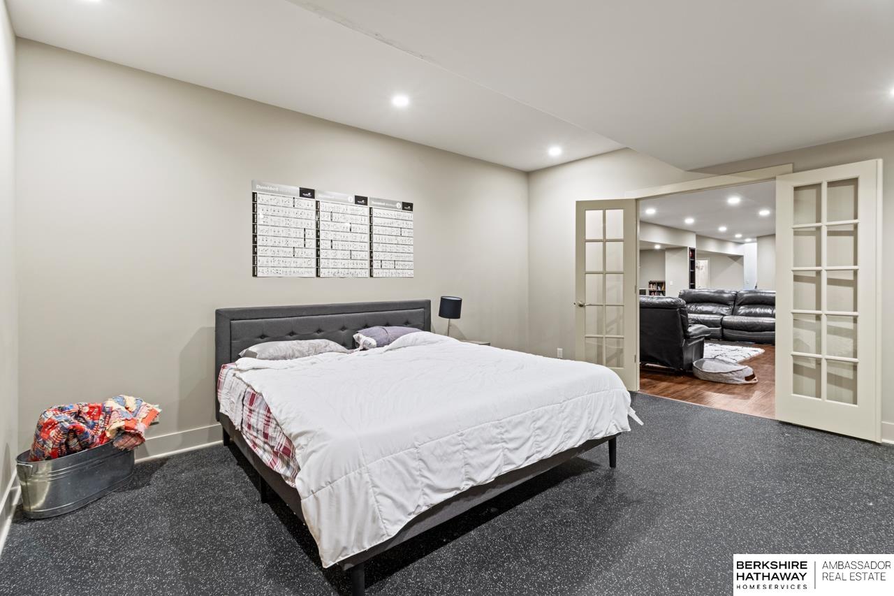 Valley, Nebraska 68064, United States, 6 Bedrooms Bedrooms, ,5 BathroomsBathrooms,Residential,Active,107728