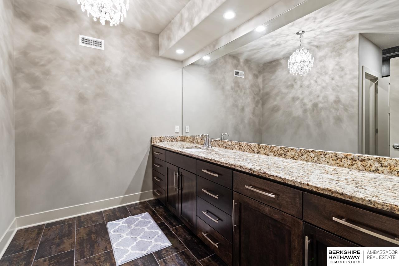 Valley, Nebraska 68064, United States, 6 Bedrooms Bedrooms, ,5 BathroomsBathrooms,Residential,Active,107728