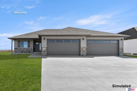 Photo of 719 Regiment Road, Lincoln, NE 68527 (MLS # 22610174)