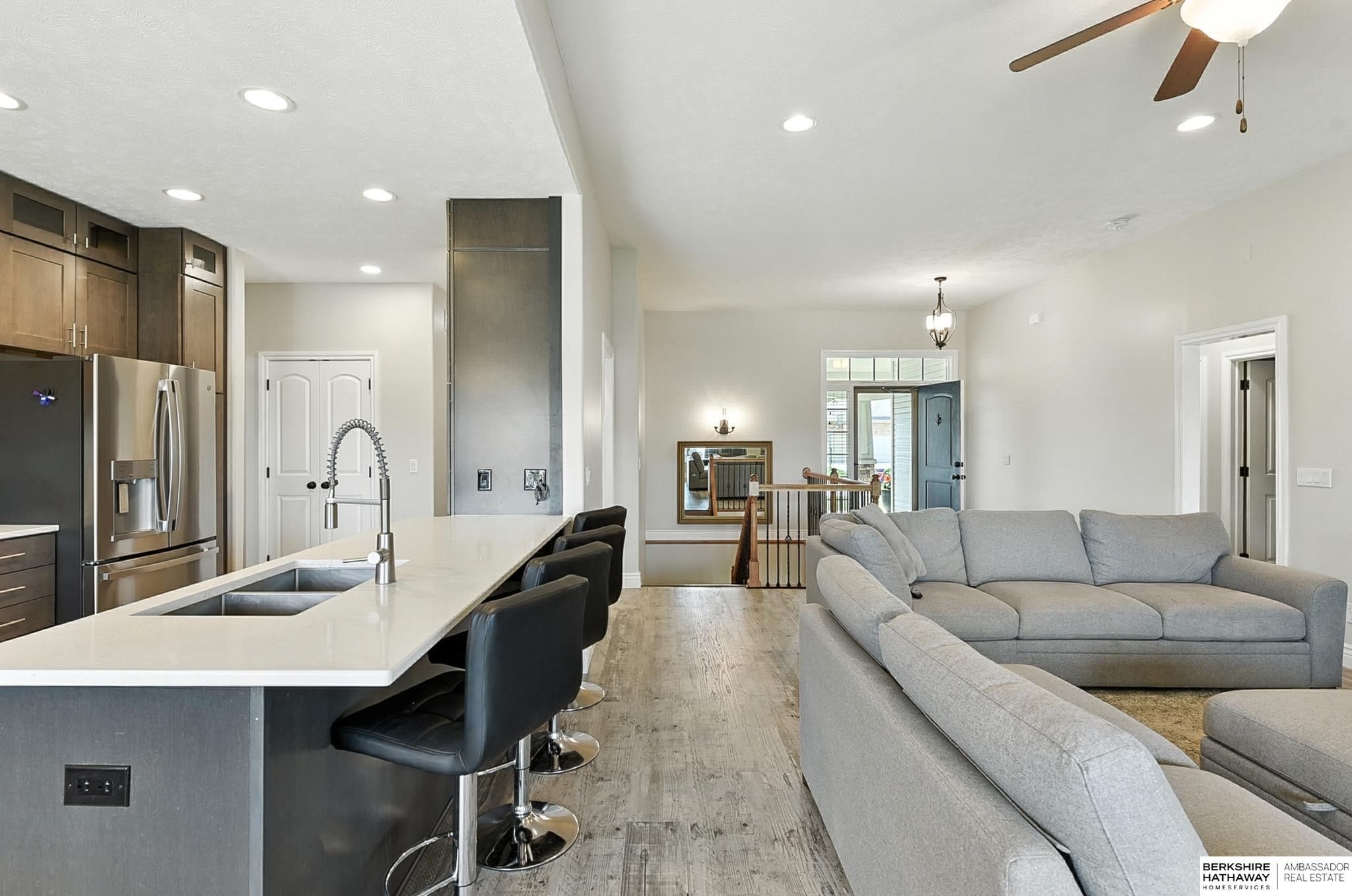 Papillion, Nebraska 68046, United States, 4 Bedrooms Bedrooms, ,3 BathroomsBathrooms,Residential,Active,195032