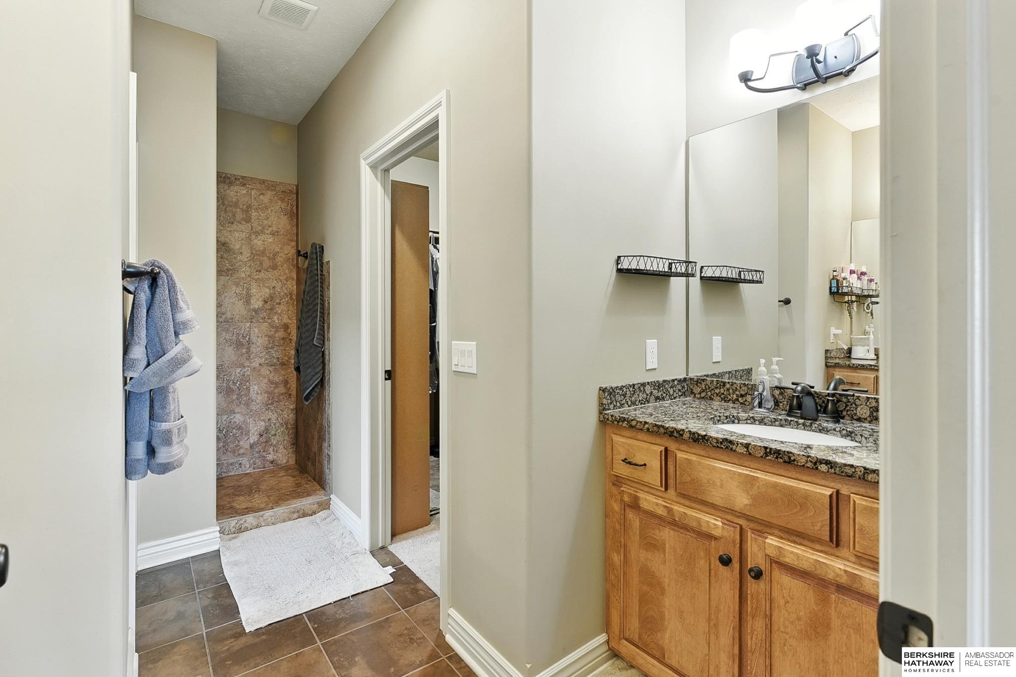 Papillion, Nebraska 68046, United States, 4 Bedrooms Bedrooms, ,3 BathroomsBathrooms,Residential,Active,195032