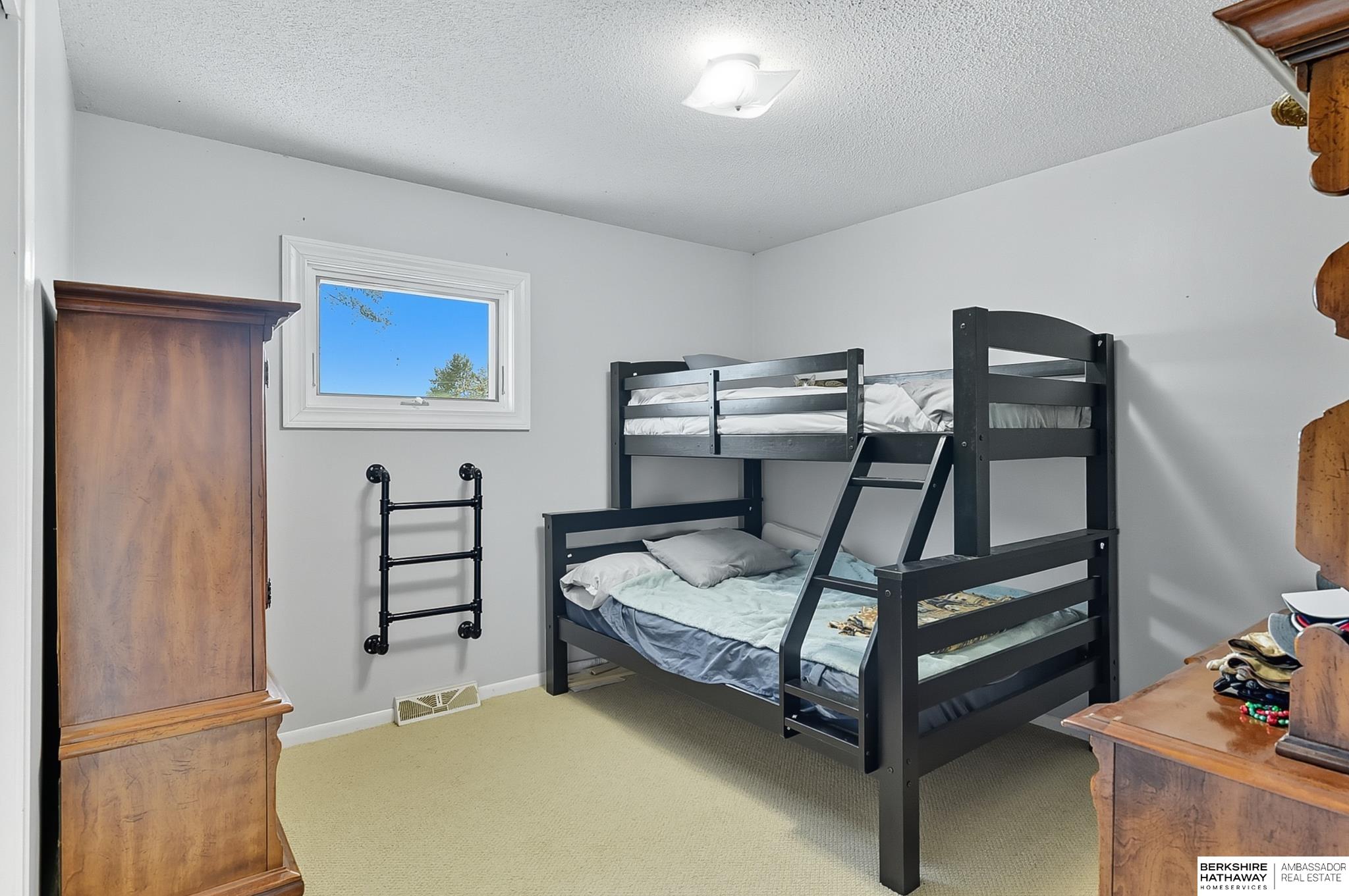 Blair, Nebraska 68008, United States, 4 Bedrooms Bedrooms, ,3 BathroomsBathrooms,Residential,Active,212049