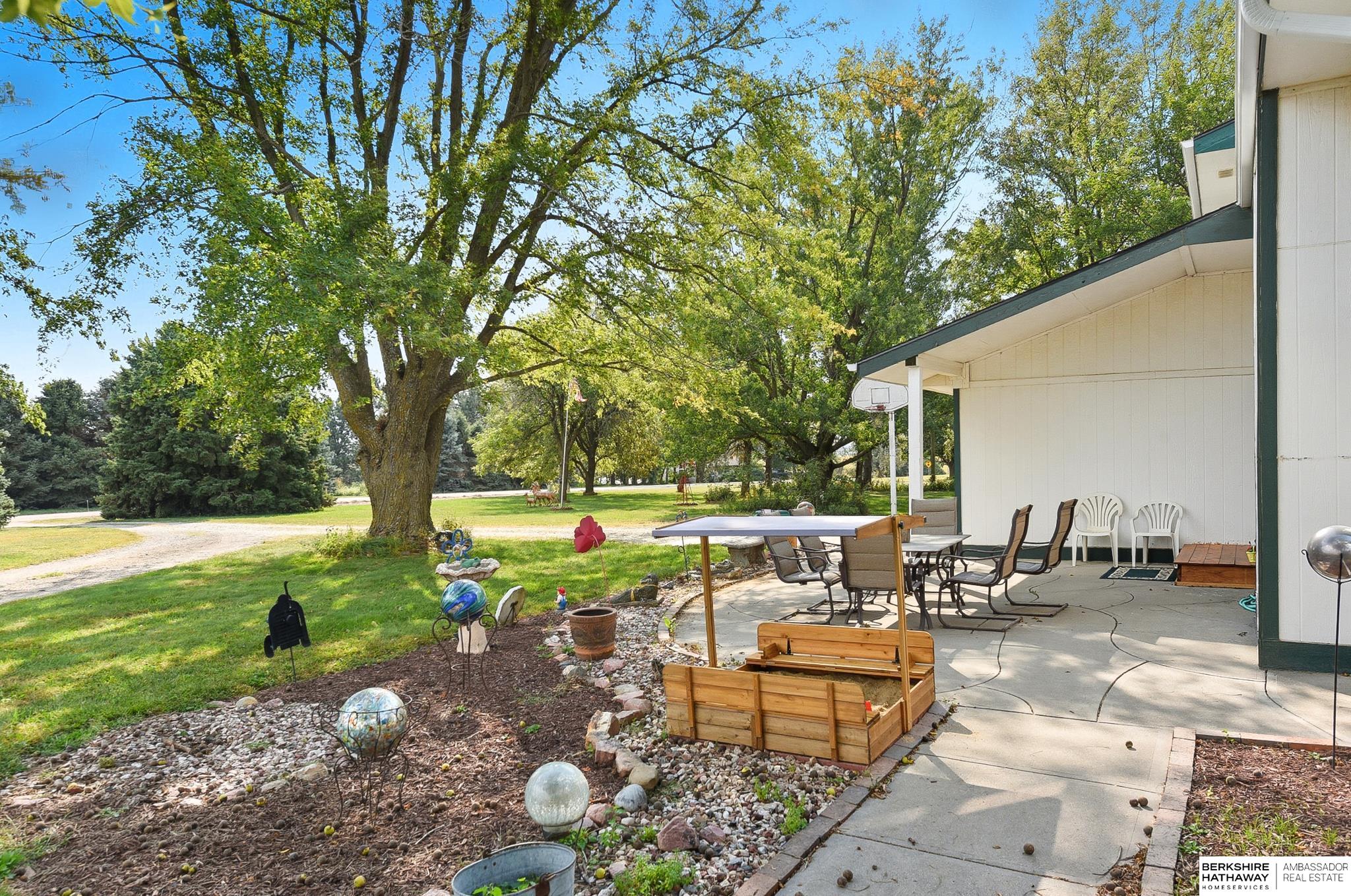 Blair, Nebraska 68008, United States, 4 Bedrooms Bedrooms, ,3 BathroomsBathrooms,Residential,Active,212049