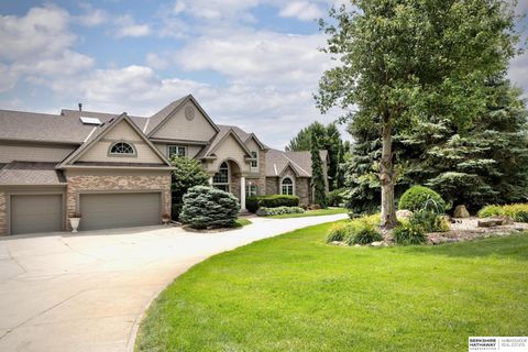 Photo of 11333 N 78 Street, Omaha, NE 68122 (MLS # 22618314)