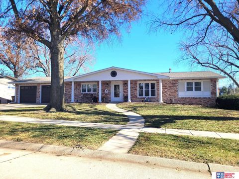 Photo of 1018 N 1st Street, Seward, NE 68434 (MLS # 22534076)
