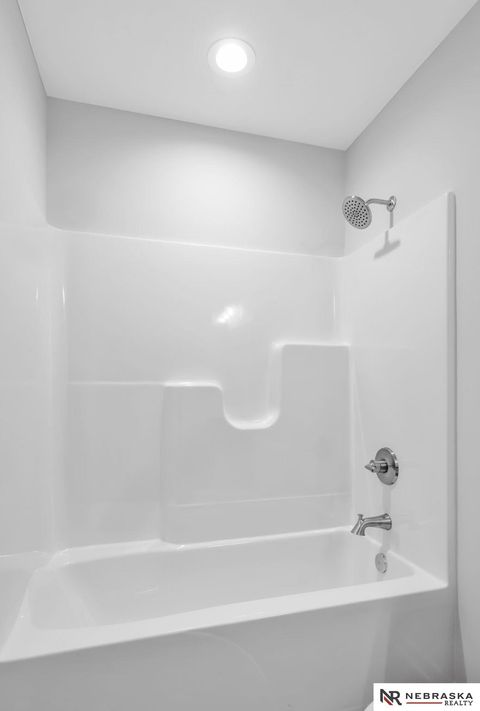 Photo of 4514 S 215th Avenue, Elkhorn, NE 68022 (MLS # 22525734)