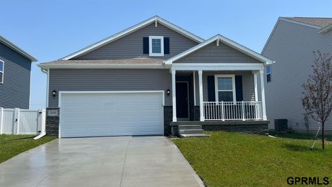 Photo of 11909 S 114th Avenue, Papillion, NE 68046 (MLS # 22534848)