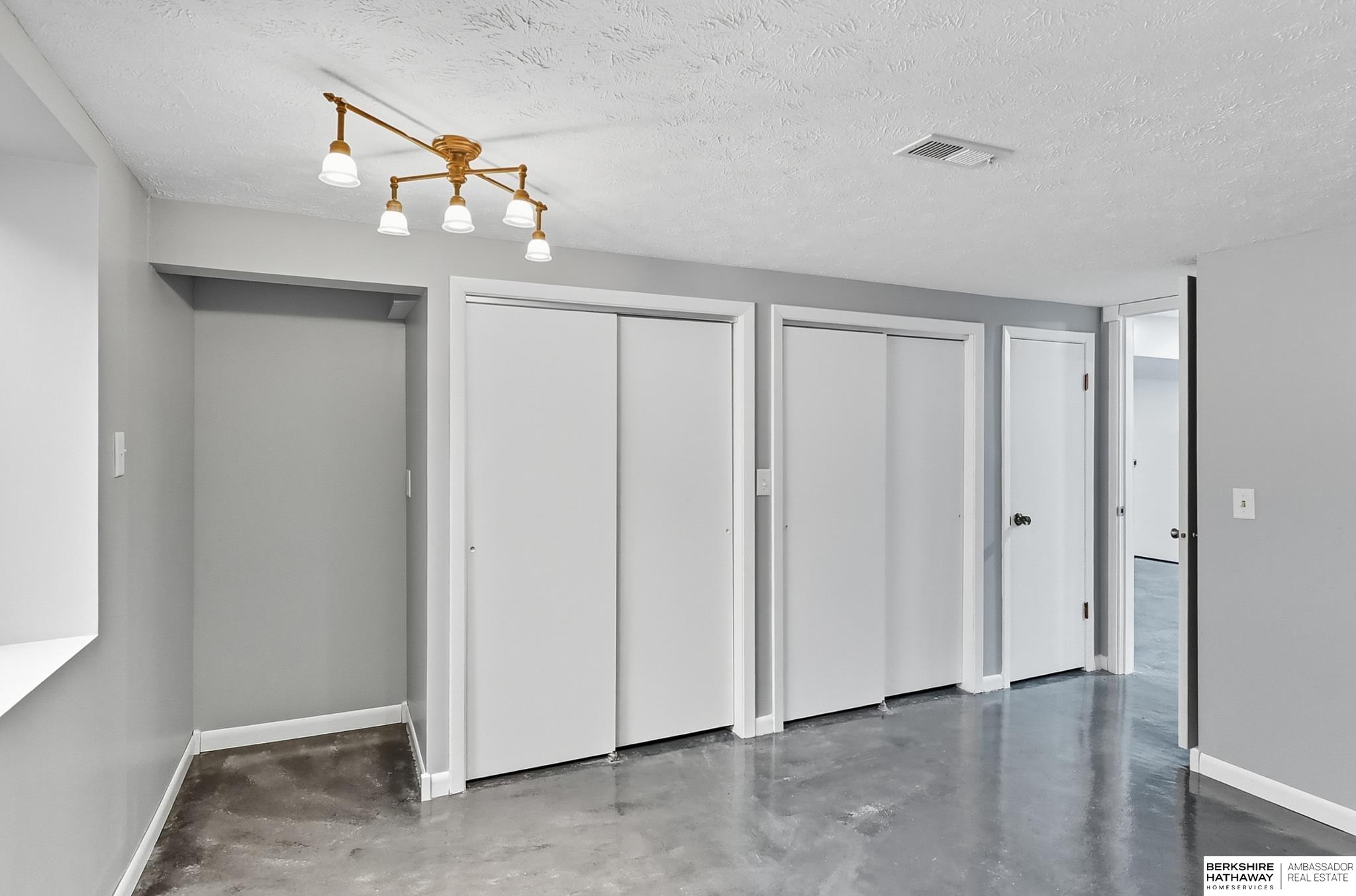 Wahoo, Nebraska 68066, United States, 4 Bedrooms Bedrooms, ,2 BathroomsBathrooms,Residential,Pending,212761