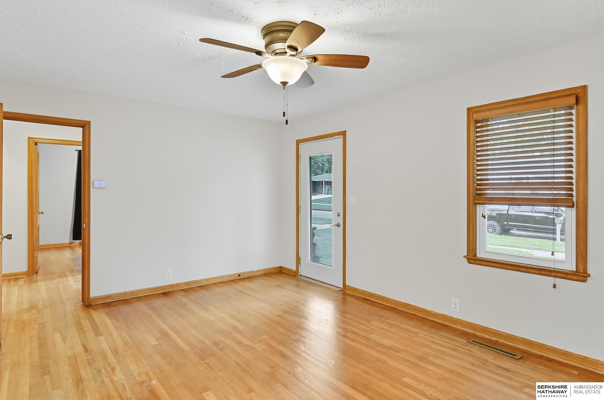 Wahoo, Nebraska 68066, United States, 4 Bedrooms Bedrooms, ,2 BathroomsBathrooms,Residential,Pending,212761