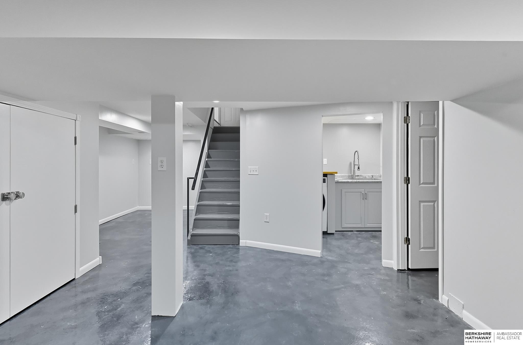 Wahoo, Nebraska 68066, United States, 4 Bedrooms Bedrooms, ,2 BathroomsBathrooms,Residential,Pending,212761