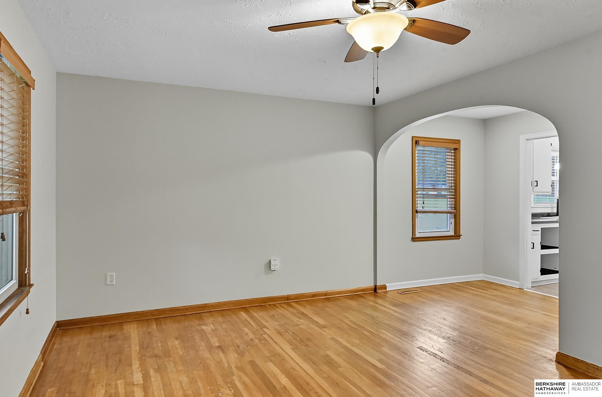 Wahoo, Nebraska 68066, United States, 4 Bedrooms Bedrooms, ,2 BathroomsBathrooms,Residential,Pending,212761