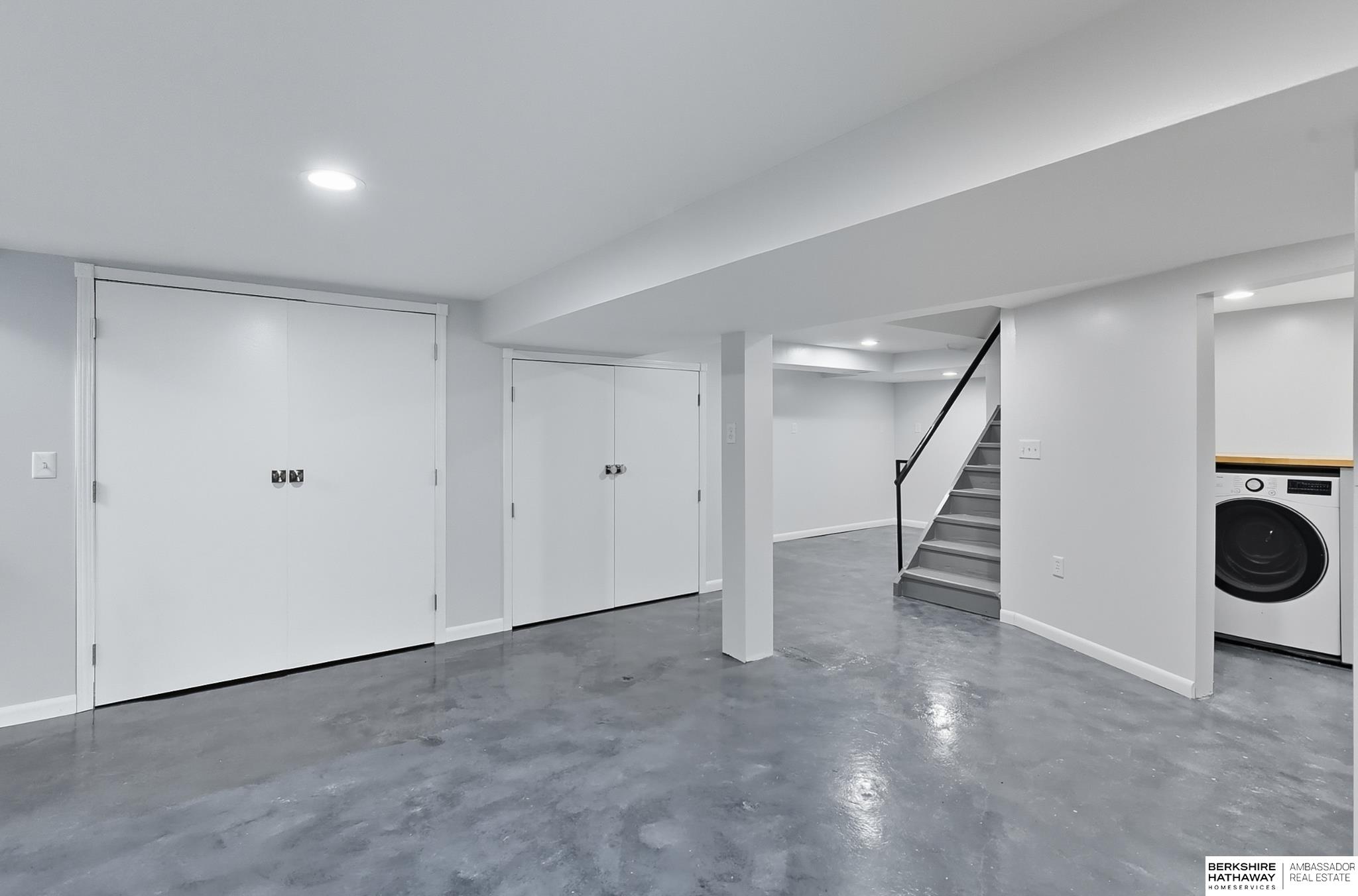 Wahoo, Nebraska 68066, United States, 4 Bedrooms Bedrooms, ,2 BathroomsBathrooms,Residential,Pending,212761