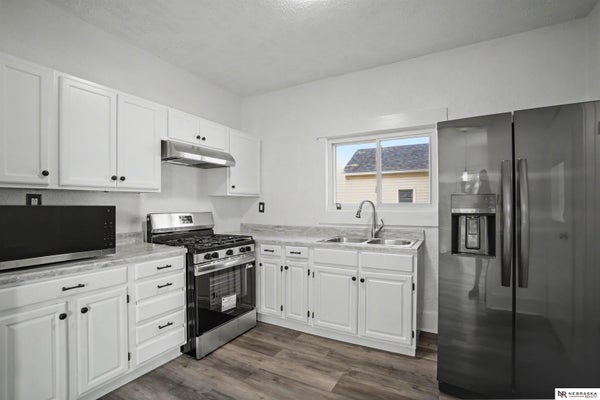 2411 MADISON ST, BELLEVUE, NE 68005 - Image c3e5363d84cc502fa90dc035d066ccee/2251112845