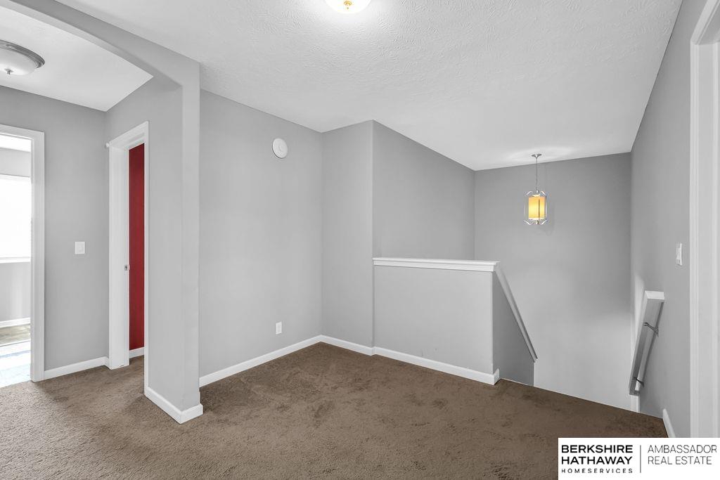 Omaha, Nebraska 68136, United States, 5 Bedrooms Bedrooms, ,2 BathroomsBathrooms,Residential,Active,173535