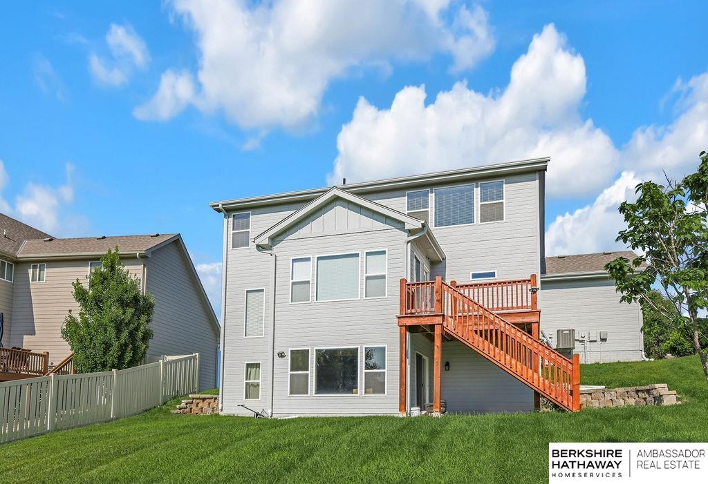 Omaha, Nebraska 68136, United States, 5 Bedrooms Bedrooms, ,2 BathroomsBathrooms,Residential,Active,173535