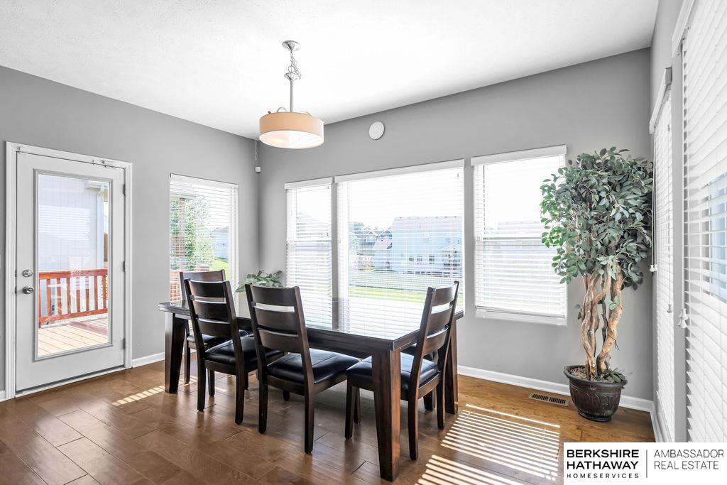 Omaha, Nebraska 68136, United States, 5 Bedrooms Bedrooms, ,2 BathroomsBathrooms,Residential,Active,173535